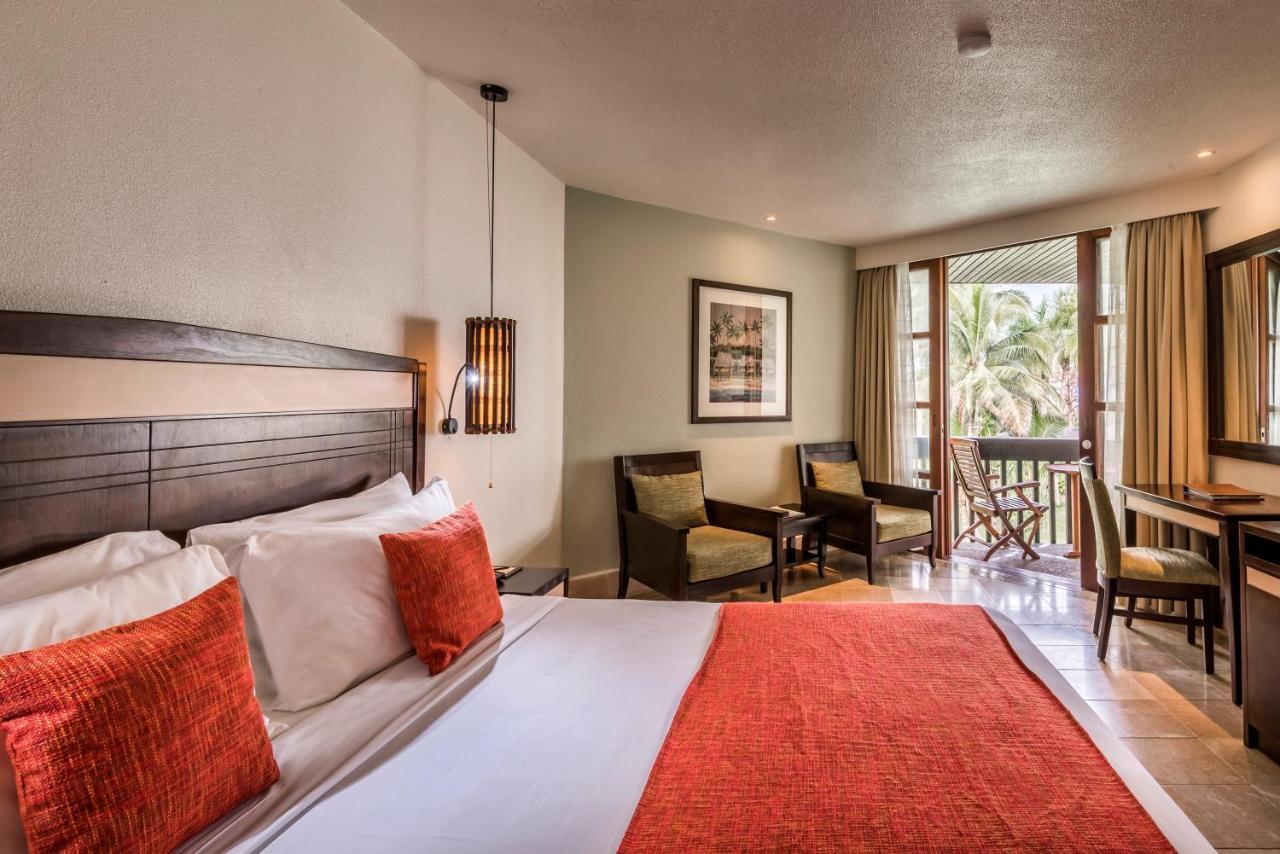 The Warwick Fiji Hotell Korolevu  Exteriör bild A room at the hotel