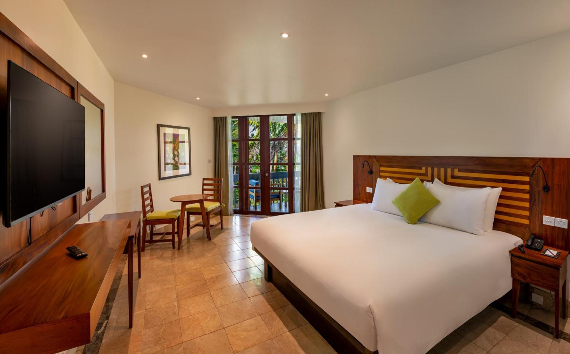 The Warwick Fiji Hotell Korolevu  Exteriör bild