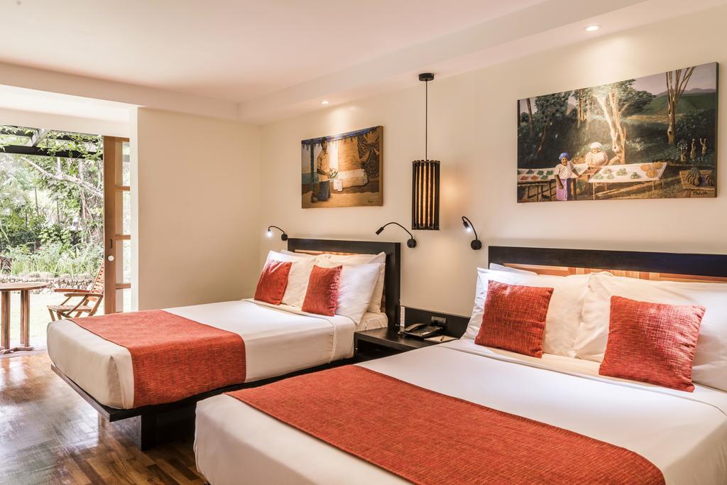 The Warwick Fiji Hotell Korolevu  Rum bild