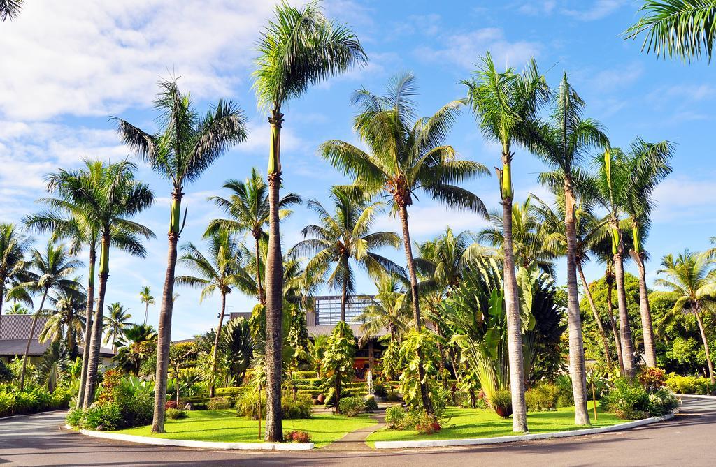 The Warwick Fiji Hotell Korolevu  Exteriör bild The University of the South Pacific, the largest university in the South Pacific
